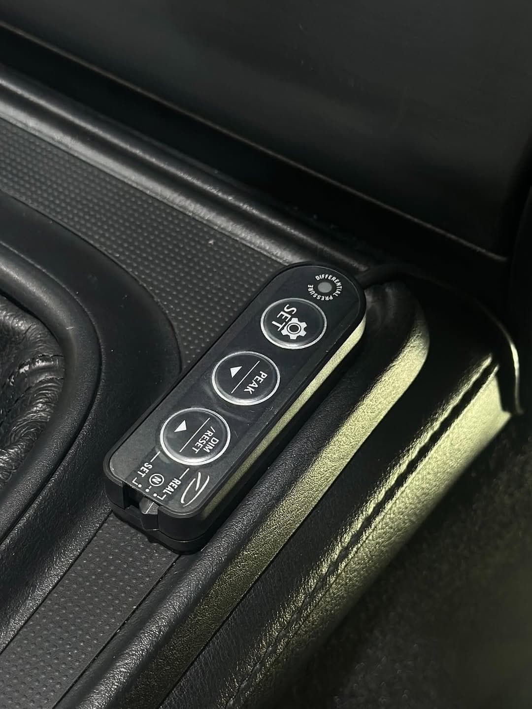 Defi gauge readout